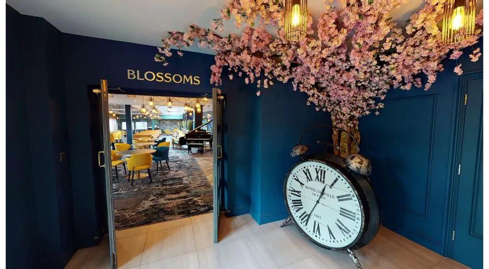 blossoms restaurant
